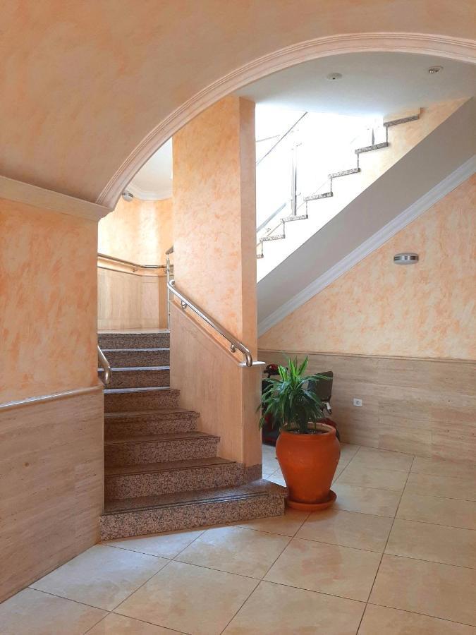 Perfectly Located Apartment With Pool Плая-де-лас-Америкас Экстерьер фото